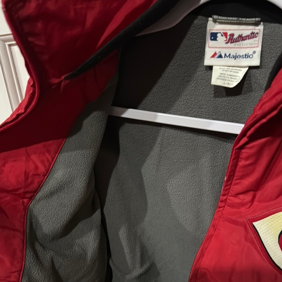 Red MLB Cincinnati Reds Jacket - Picture 2 of 4